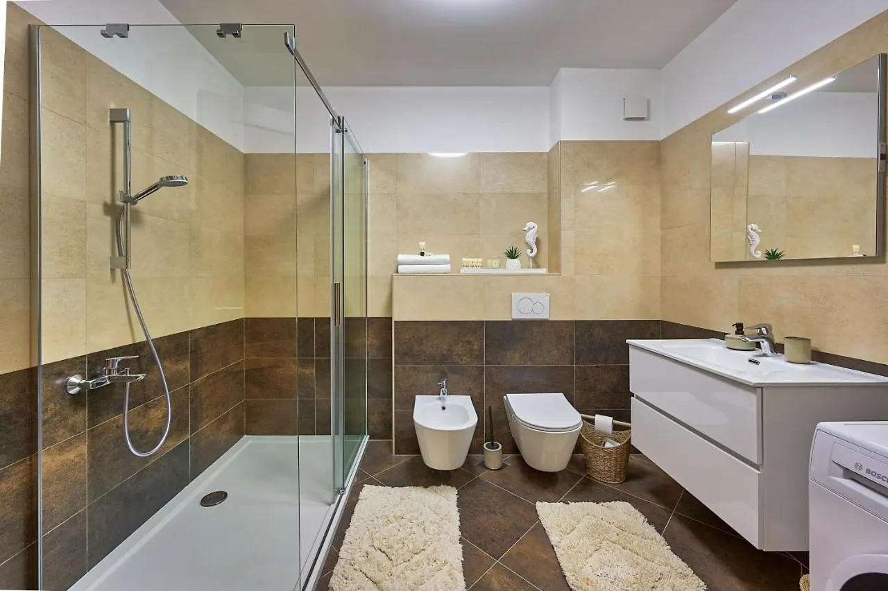 Apartment Zala With Private Pool Liznjan
